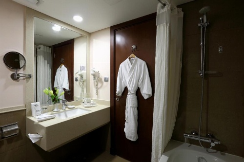 Holiday Inn Riyadh Izdihar, an IHG Hotel image 40